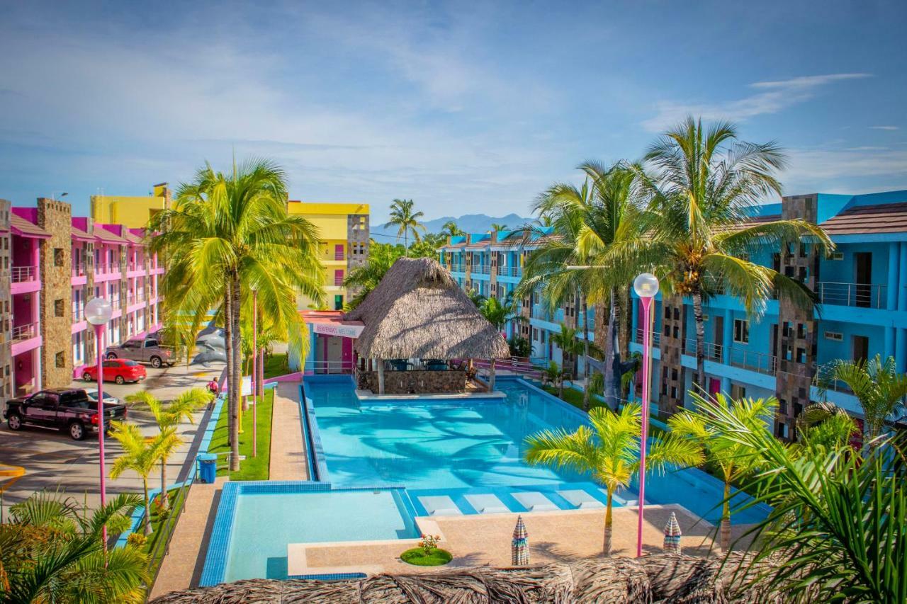 Miami Inn Nuevo Vallarta Exterior foto