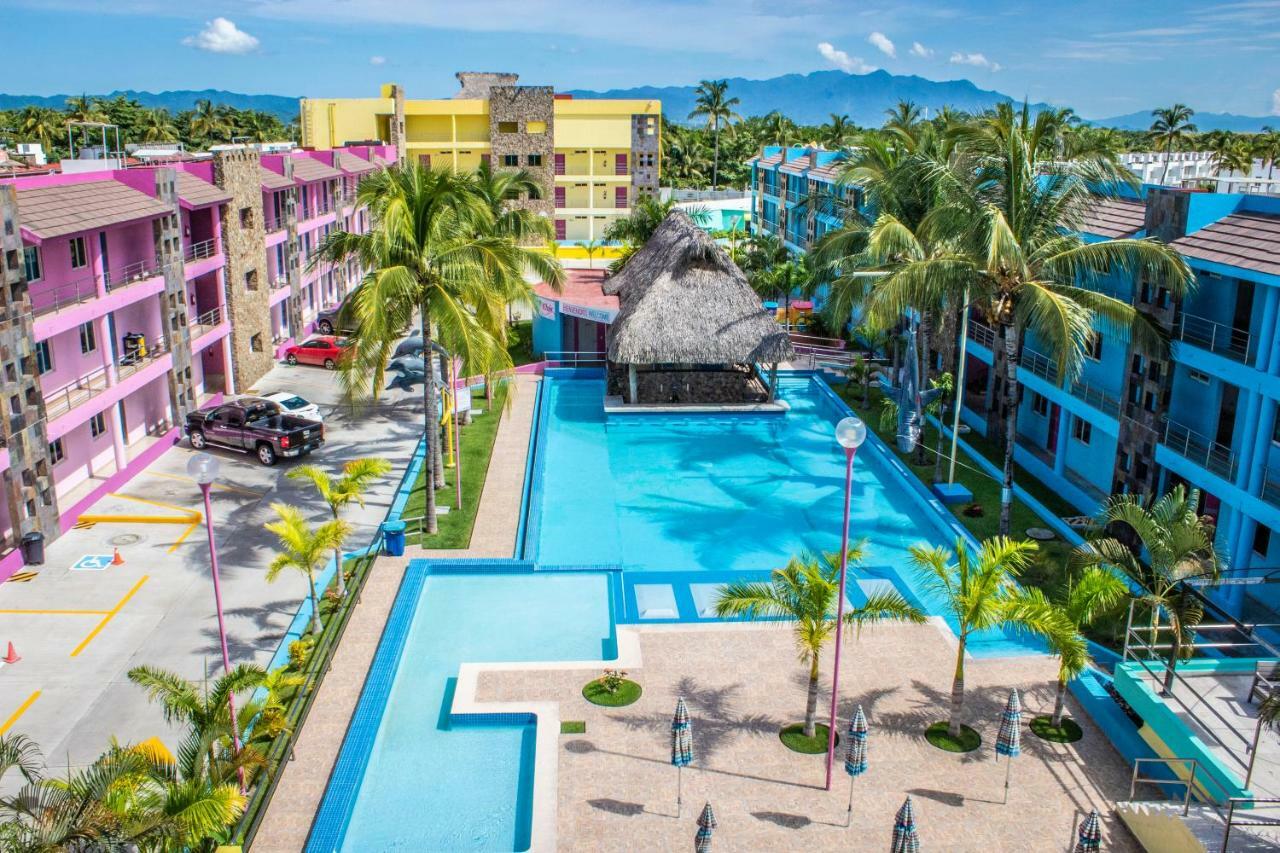 Miami Inn Nuevo Vallarta Exterior foto